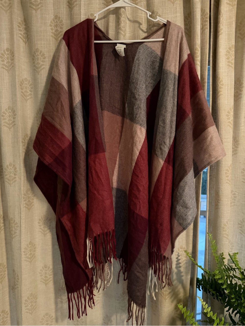 Woolrich Plaid Ruana Poncho Wrap Burgundy Gray Taupe Fringe One Size